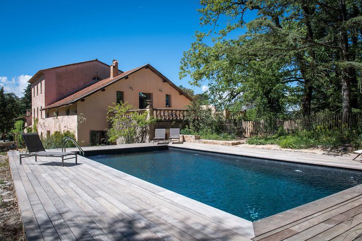 Pool 6 of 44