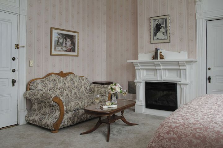 Room 39 of 66