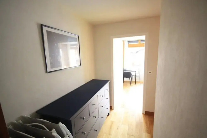 Room 5 of 14