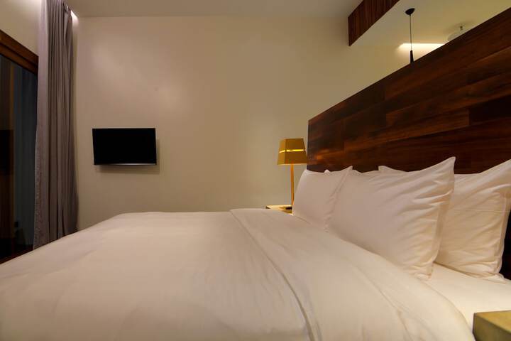 Room 20 of 169