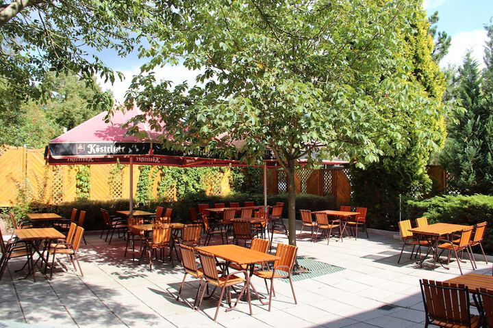 Dining Photos