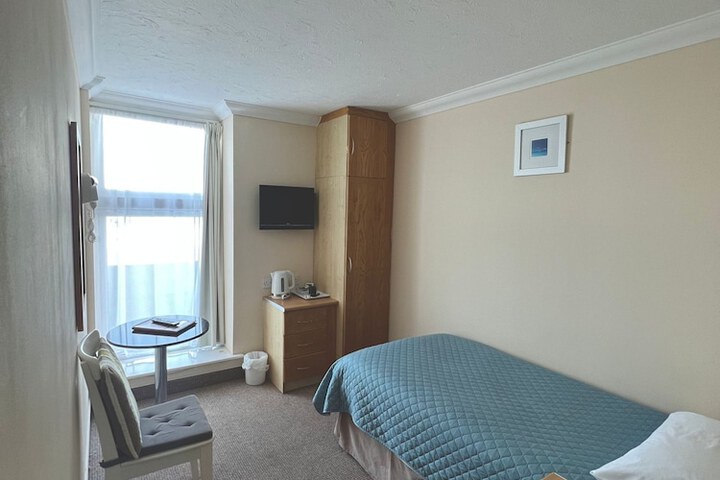 Room 10 of 59