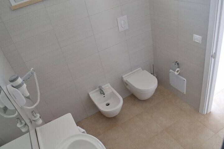 Room 9 of 55