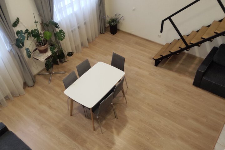 Room 79 of 128