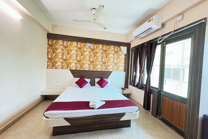 Room 14 of 63