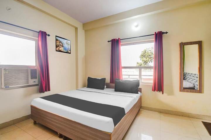 Room 3 of 12