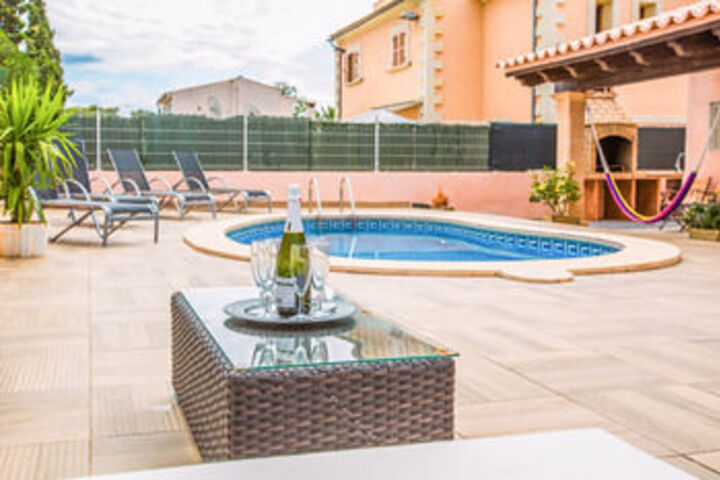 Pool 15 of 18