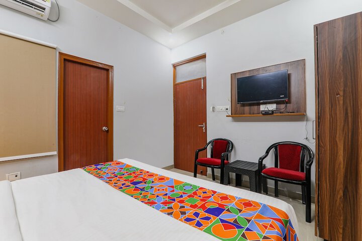 Room 15 of 27