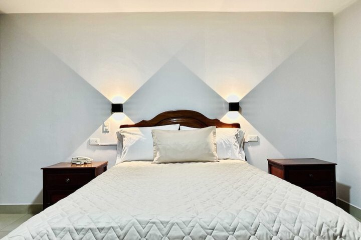 Room 13 of 51