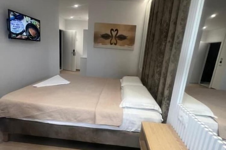 Room 61 of 191