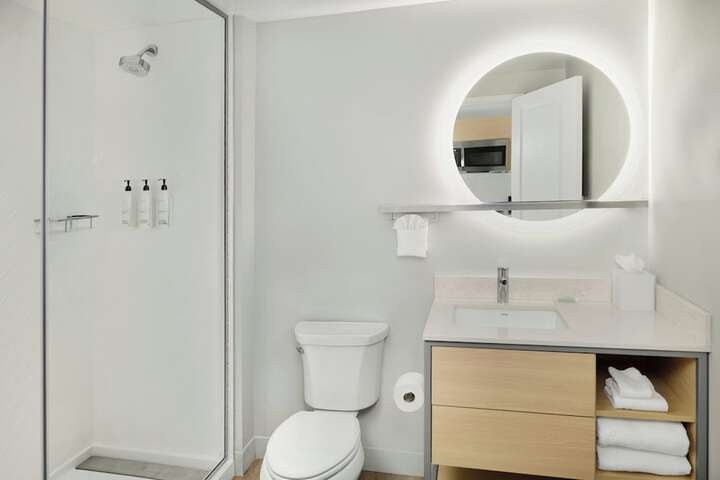 Room 30 of 47