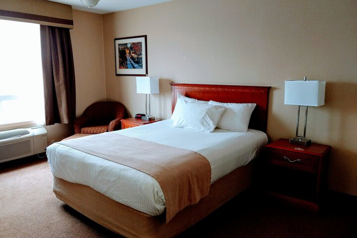 Room 3 of 18
