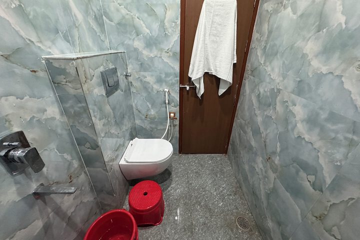 Room 48 of 57