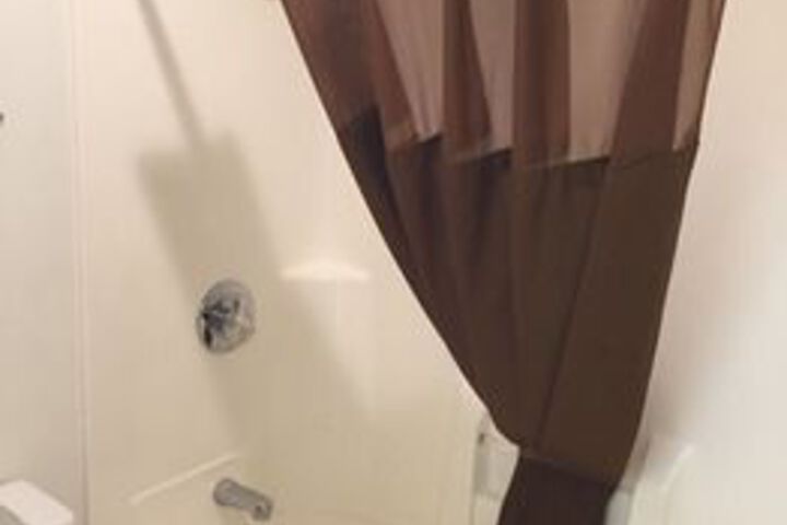 Room 4 of 57