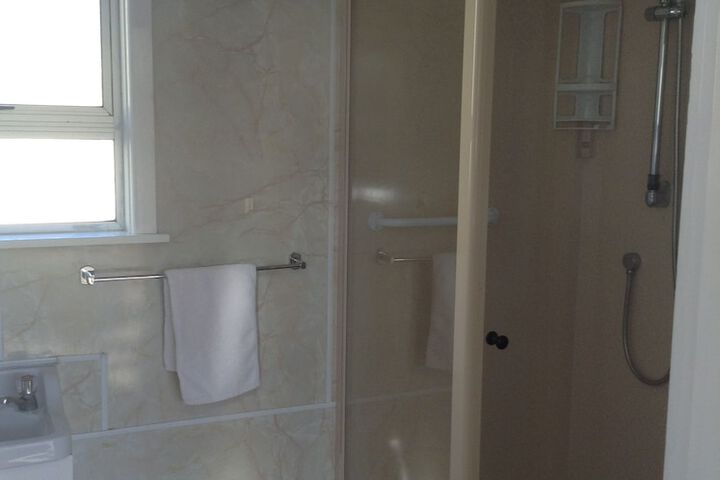 Room 14 of 19
