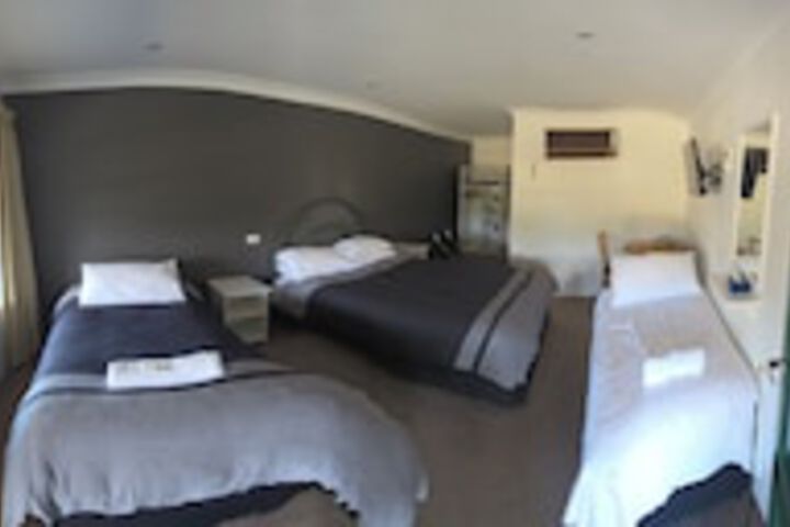 Room 22 of 84