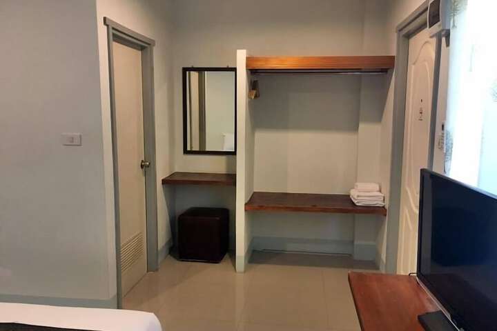 Room 29 of 51