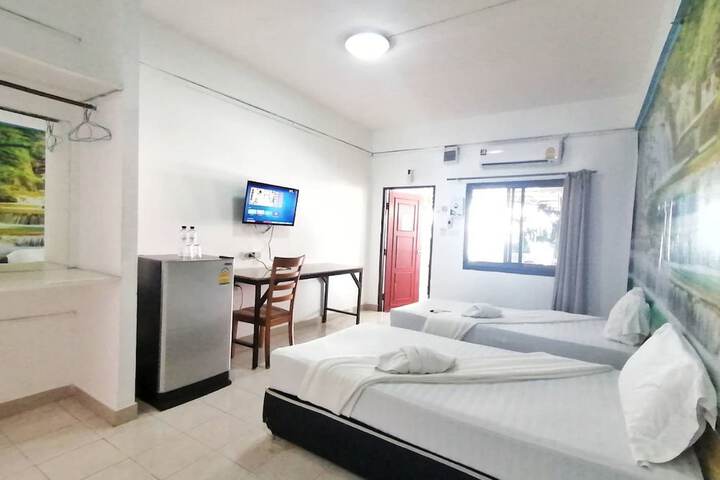 Room 43 of 97