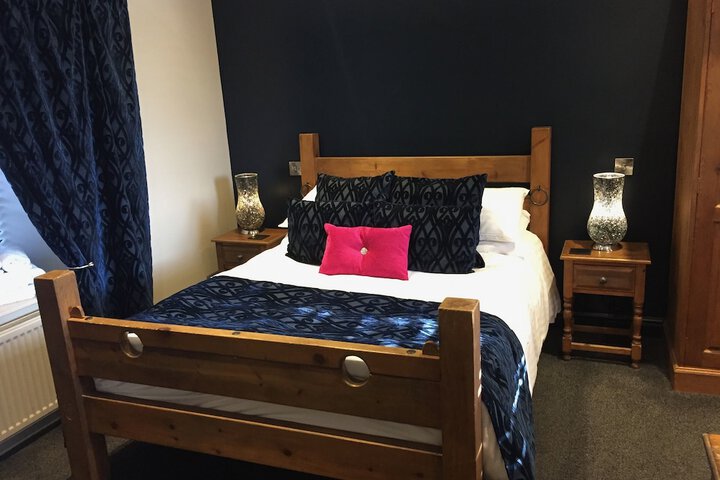 Room 16 of 54