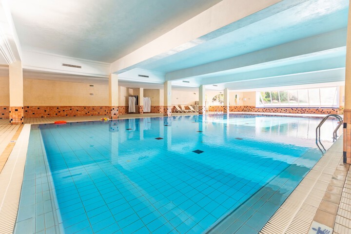Pool 63 of 148