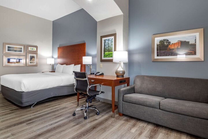 Room 15 of 41