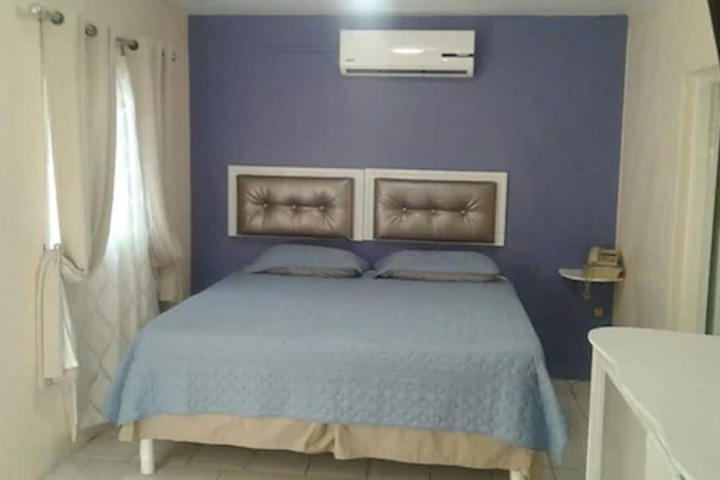 Room 3 of 16