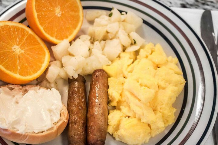 Breakfast/Coffee Service 19 of 21