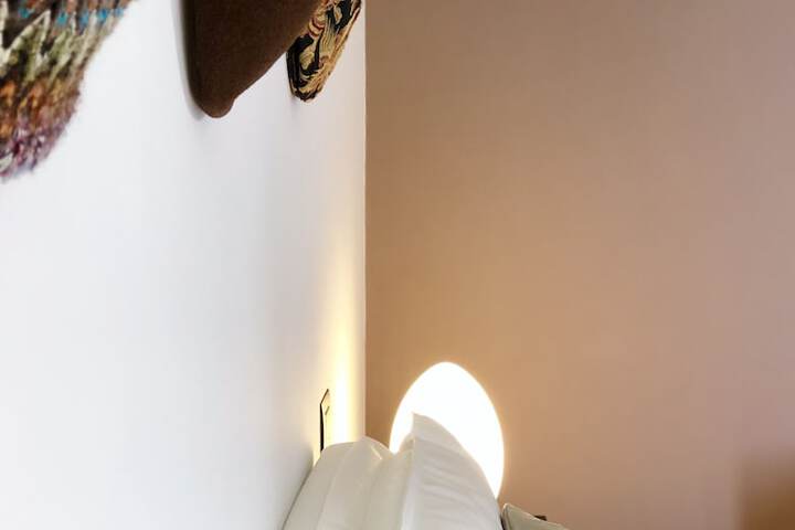 Room 11 of 124