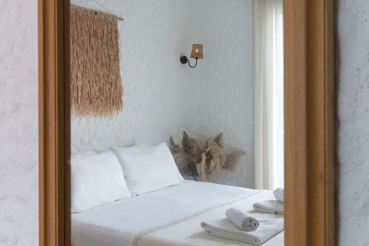 Room 15 of 54