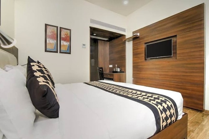 Room 19 of 52