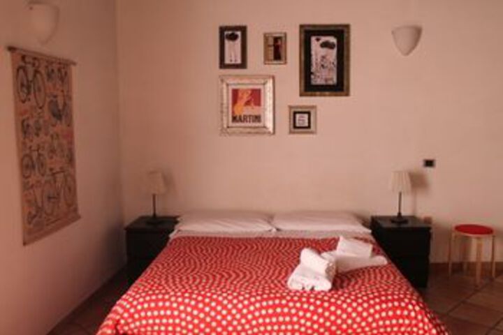 Room 2 of 14
