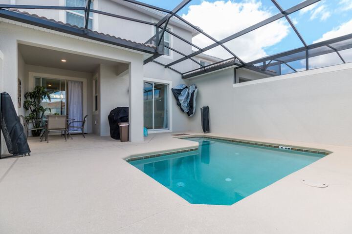 Pool 25 of 48