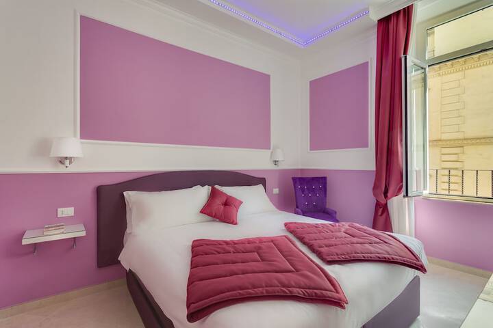 Room 12 of 33