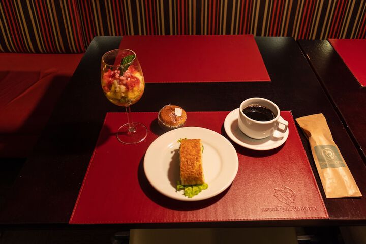 Breakfast/Coffee Service 157 of 183