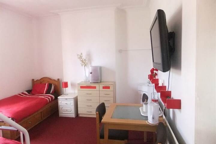 Room 15 of 22