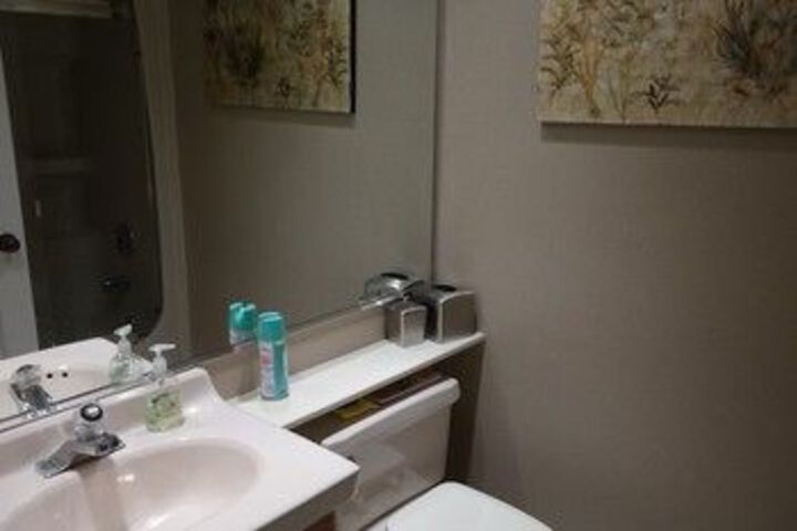 Room 5 of 49
