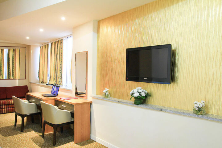 Photo 2