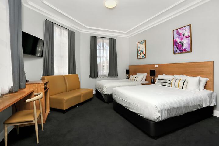 Room 5 of 48