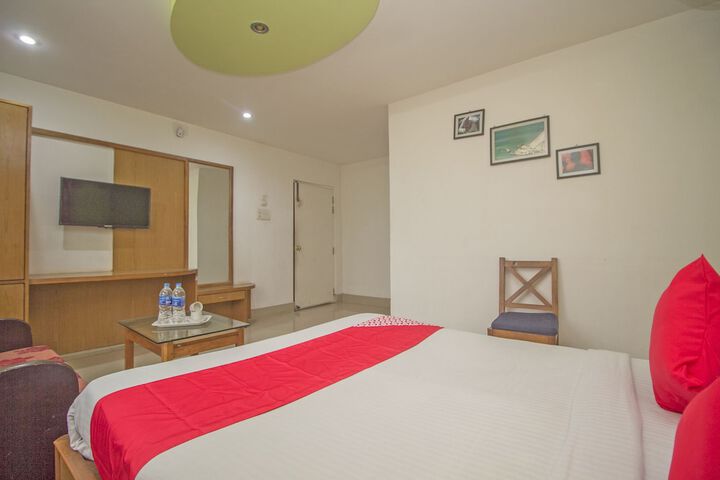Room 15 of 16