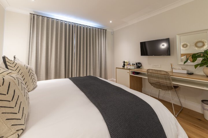 Room 15 of 97