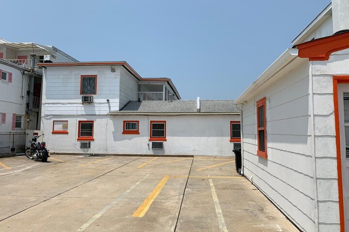 Hotel 186 of 204
