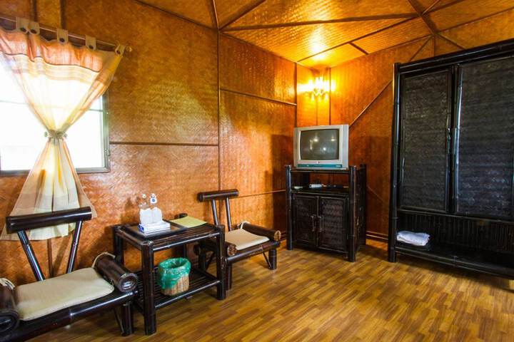 Room 7 of 27