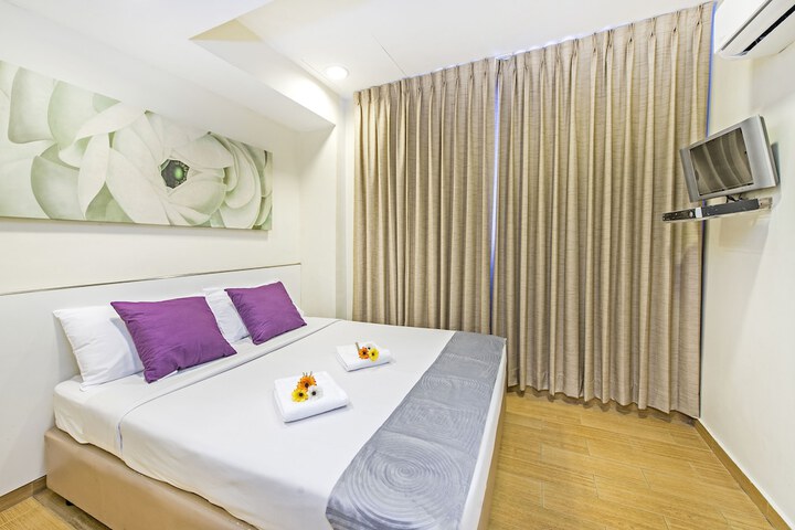 Room 3 of 16
