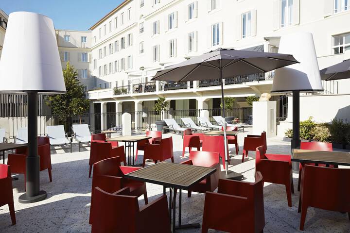 Terrace/Patio 106 of 111