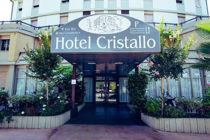 Hotel 66 of 67
