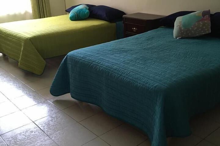Room 7 of 18