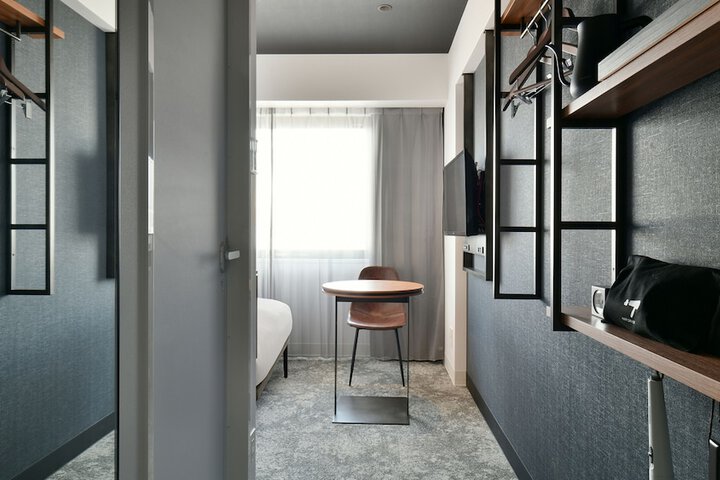 Room 22 of 71