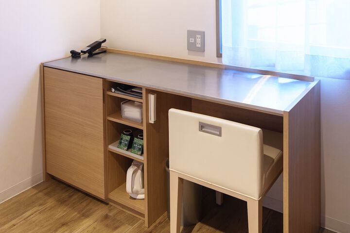 Room 5 of 62