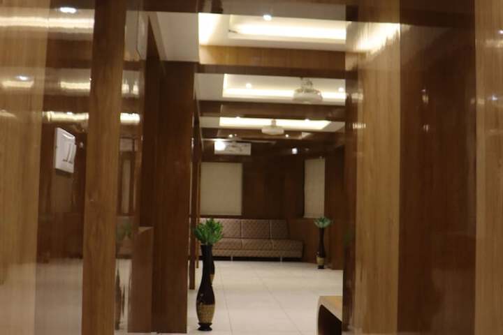 Hotel 72 of 75