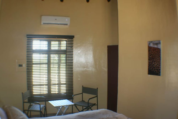 Room 8 of 19